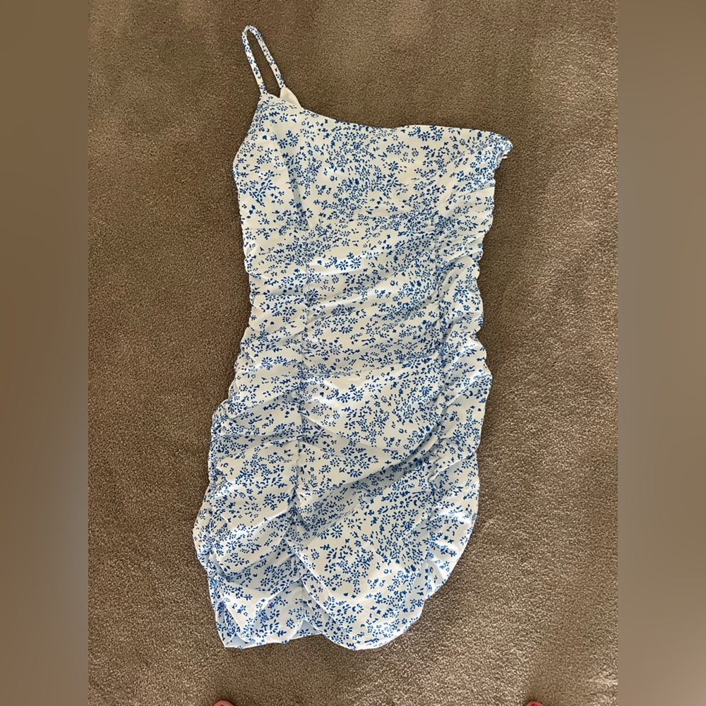 blue & white one shoulder mini dress.